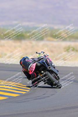 media/Oct-09-2022-SoCal Trackdays (Sun) [[95640aeeb6]]/Turn 14 Backside (1125am)/